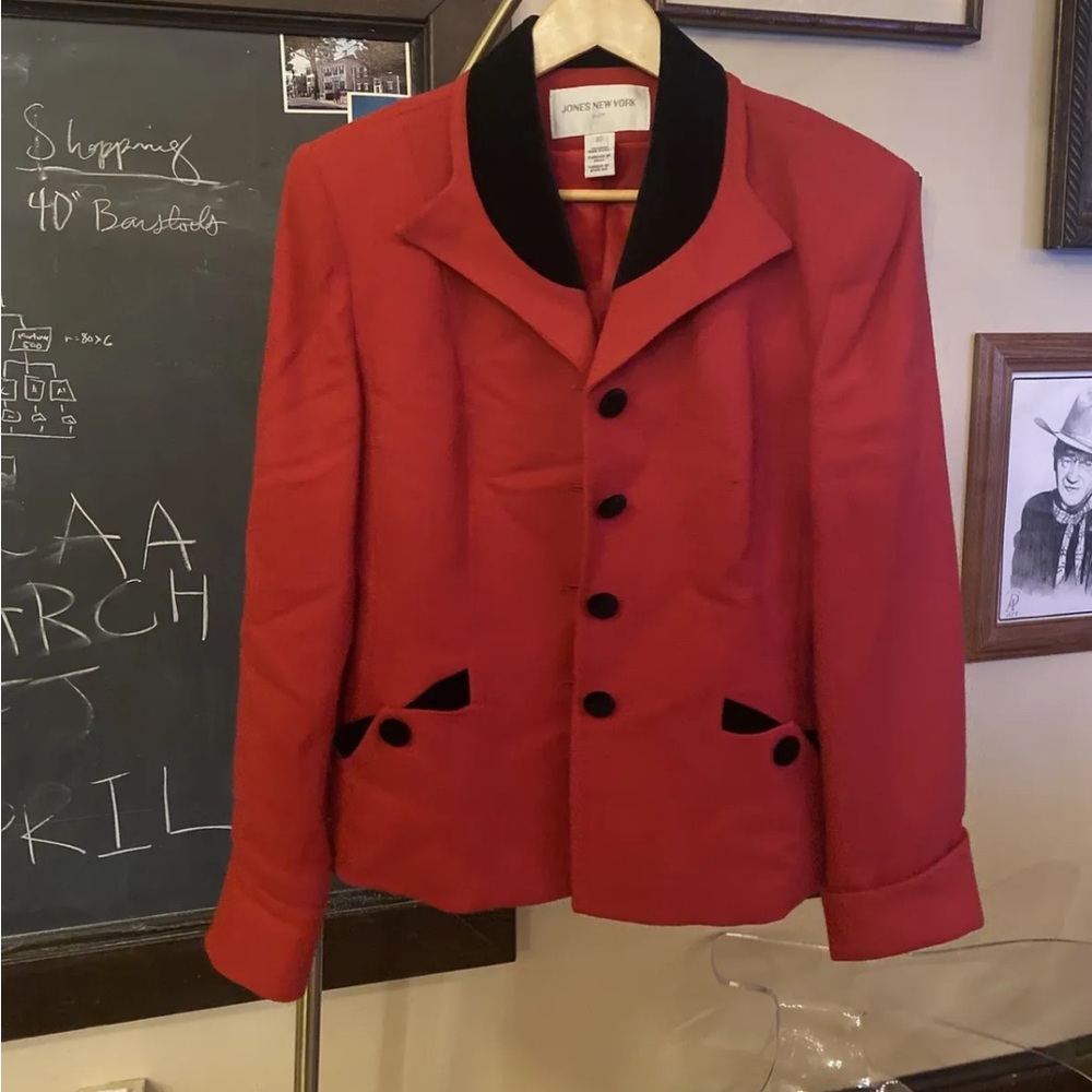 Jones New York wool suit jacket.  Vintage Red. Size 10, Fits Like A Medium